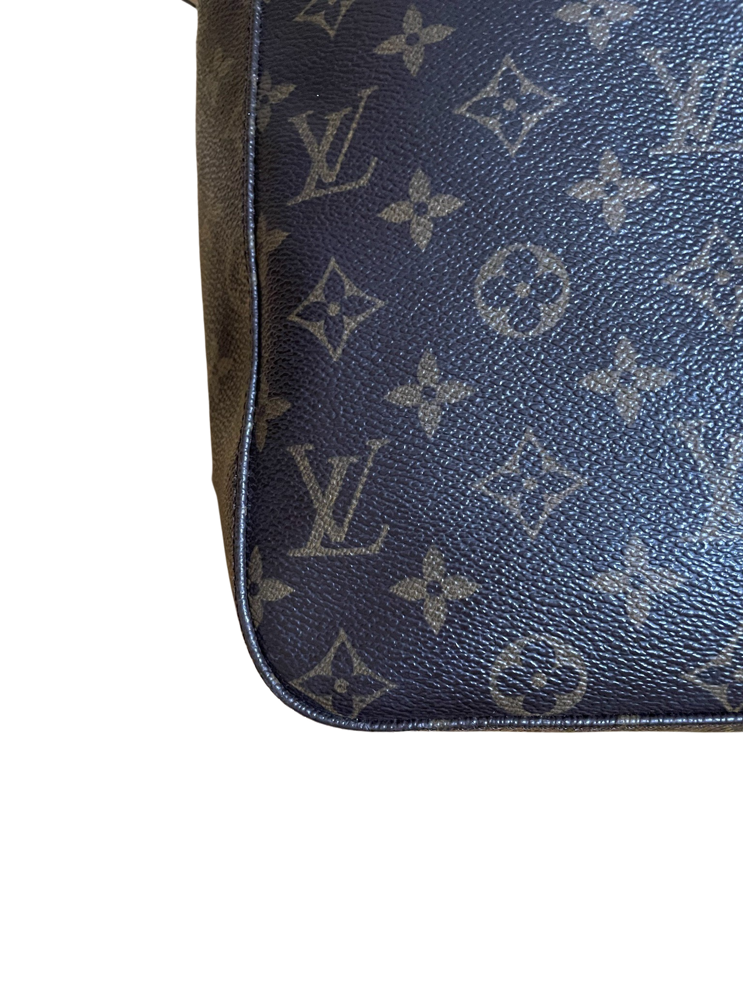 Louis Vuitton Looping Monogram