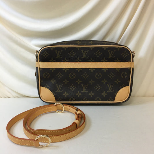 Louis Vuitton Monogram Trocadero [generic straps include] Sku# 67941
