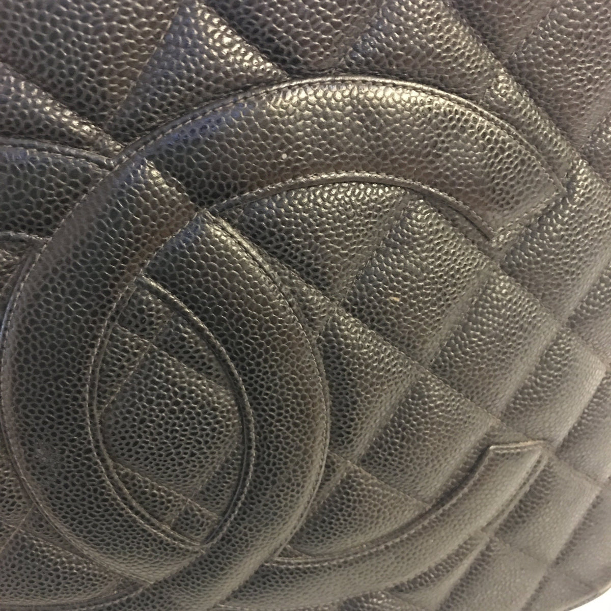 Top Quality Chanel Medaillon Handbag in Black Leather