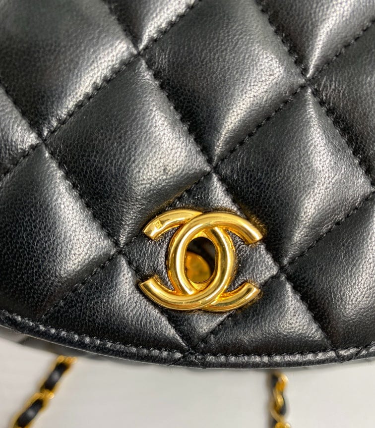 Chanel Vintage Crossbody Flap Bag
