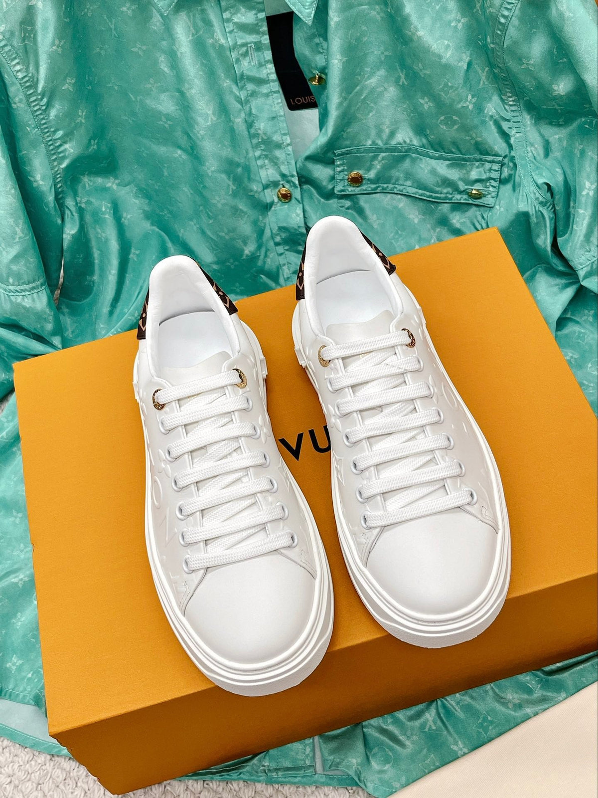 SE925 Time Out Sneaker / Size5-11