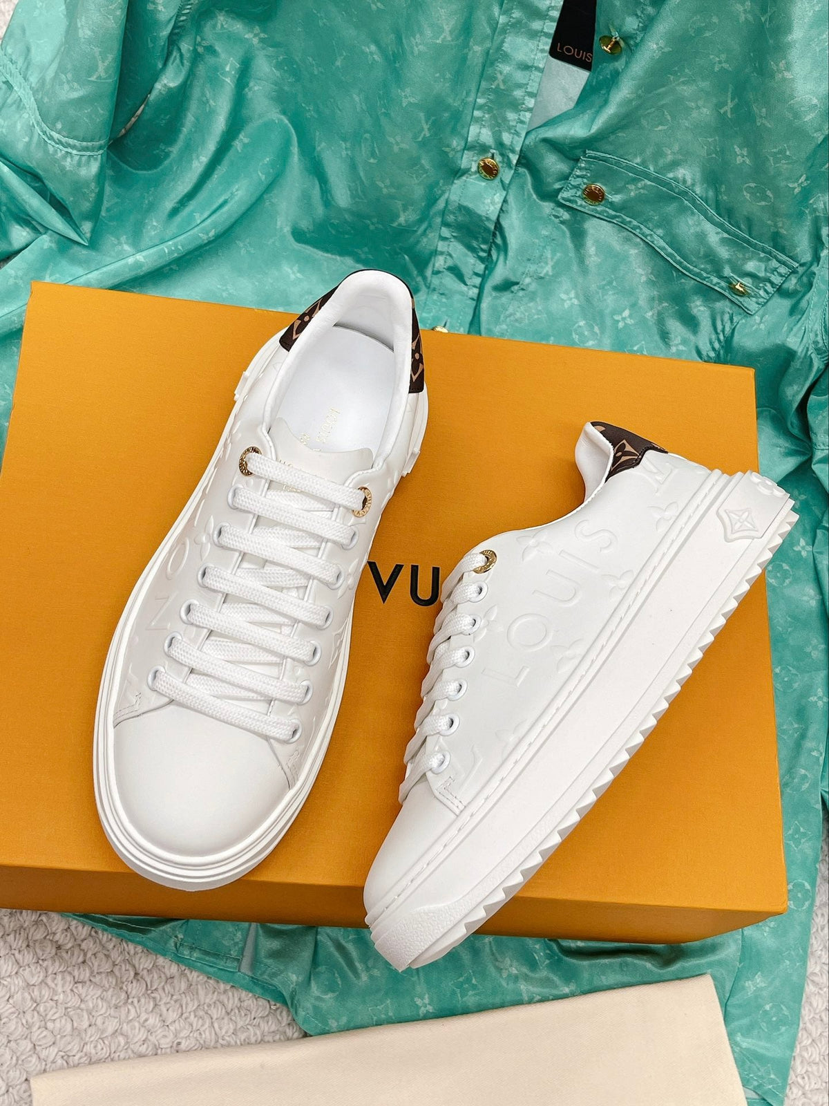 SE925 Time Out Sneaker / Size5-11