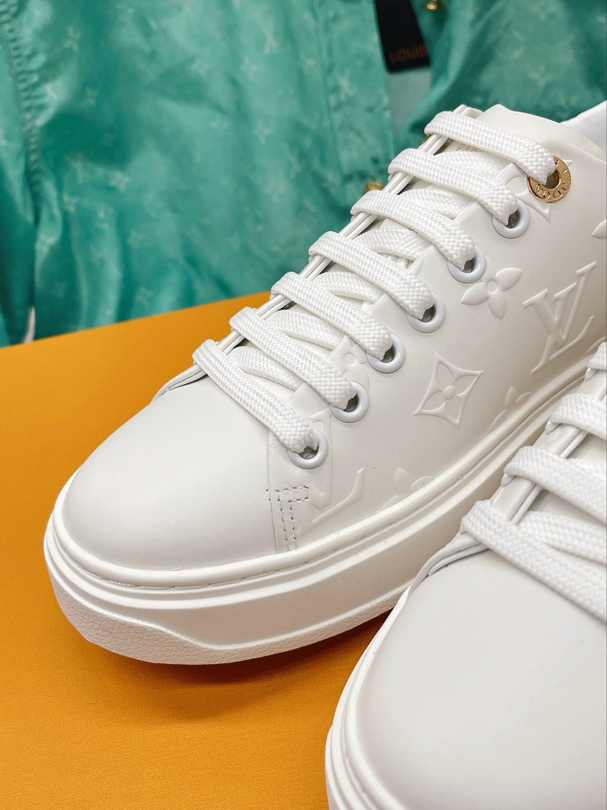 SE925 Time Out Sneaker / Size5-11