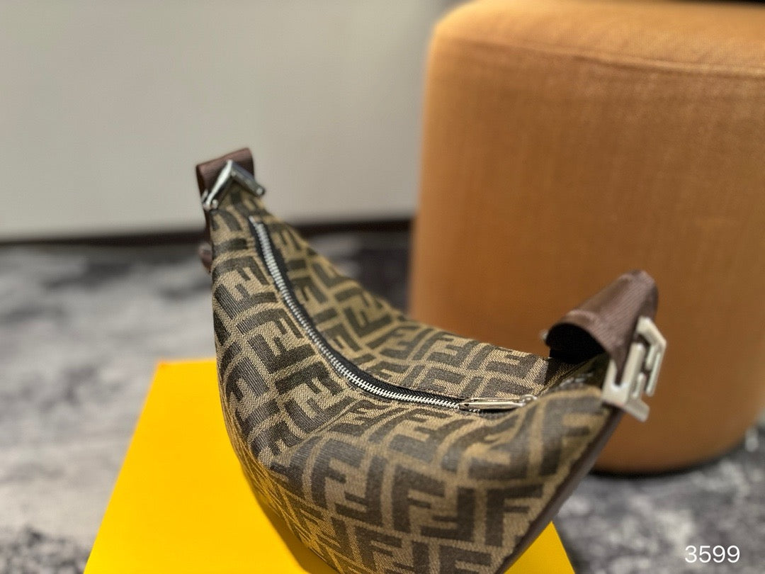 FF266 FF Hobo Bag / 13x7.4x5.5inch