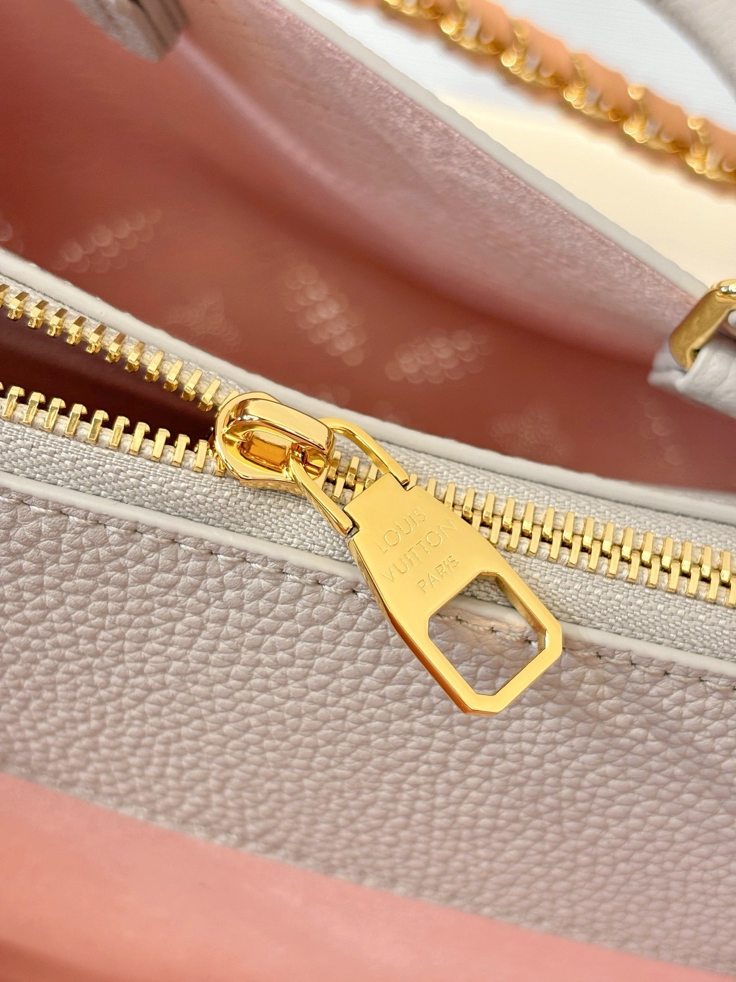 LB1224 Bella Tote / 12.6 x 9.1 x 5.1 inches / HIGHEST QUALITY VERSION