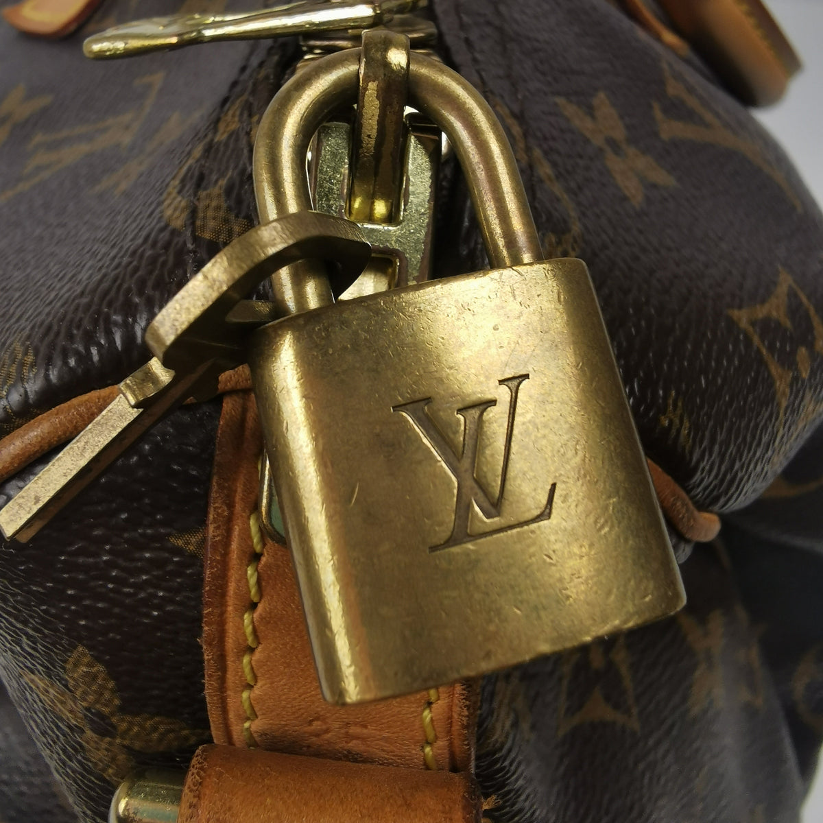 Louis Vuitton Speedy Bandouliere 35 Monogram Canvas