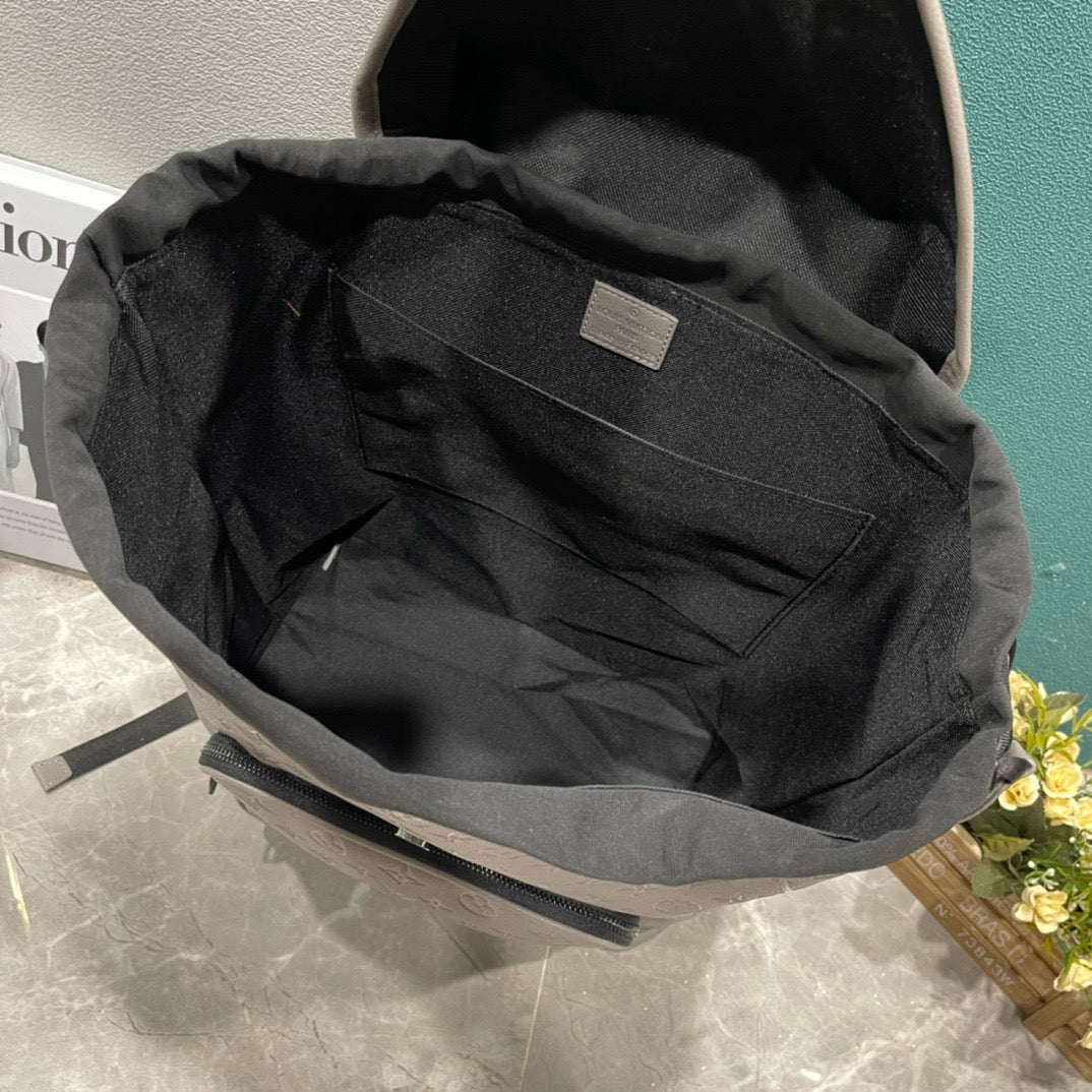 MBG062 Montsouris Backpack / 12.6 x 15.7 x 7.5 inches