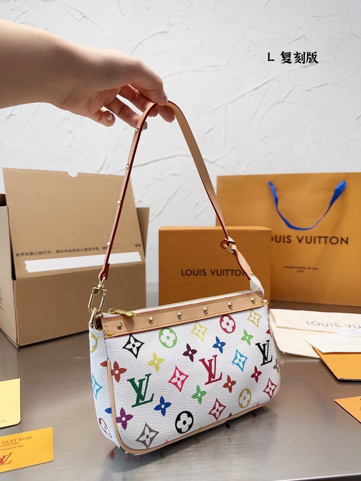 LB871 Pochette Accessoires / 8.3x5.1x1.6inch