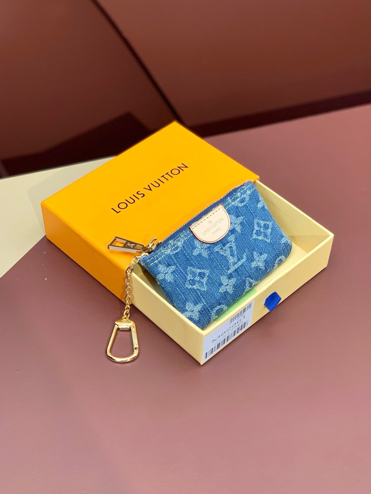 LB954 Key Pouch / 4.7 x 2.8 x 0.6inches