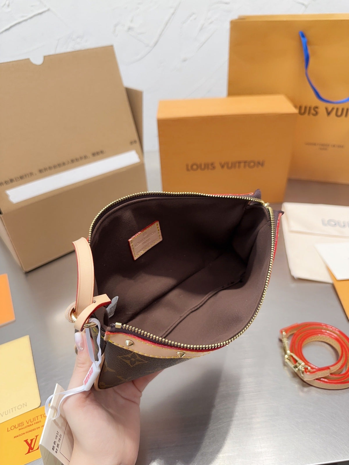 LB871 Pochette Accessoires / 8.3x5.1x1.6inch