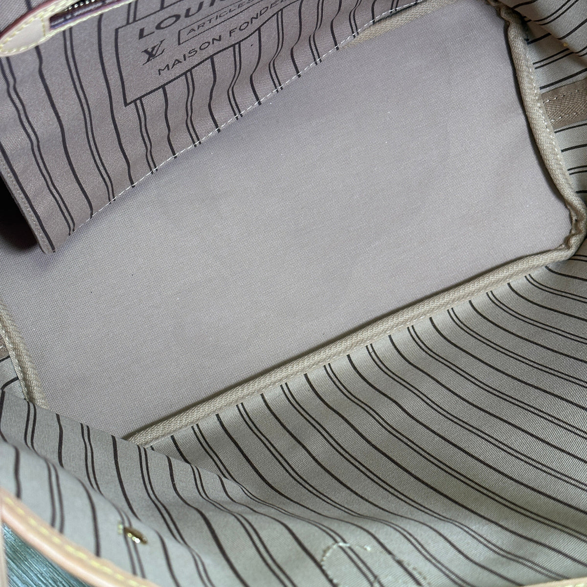 Louis Vuitton Neverfull With Pochette - Monogram