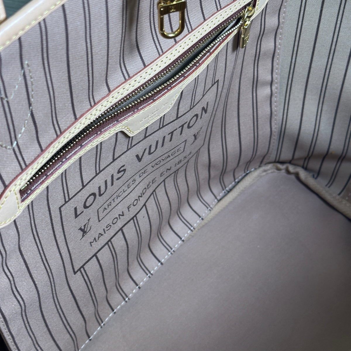 Louis Vuitton Neverfull With Pochette - Monogram