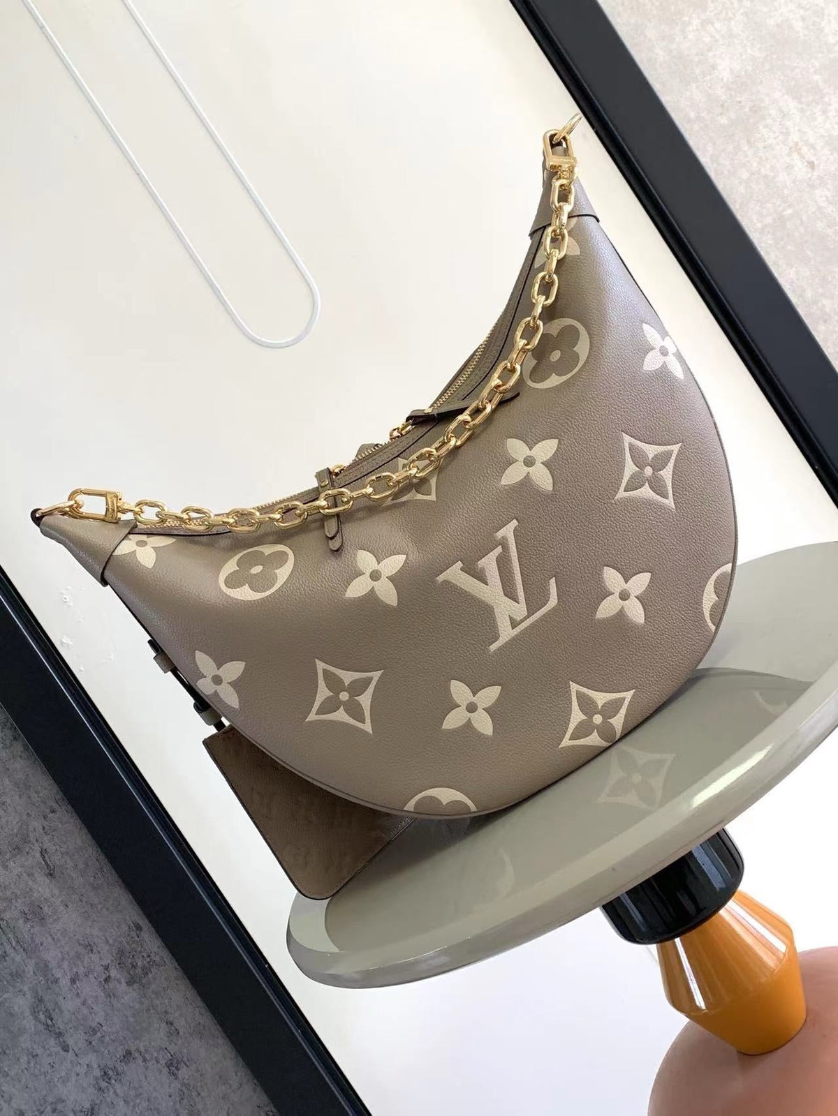LB904 Loop Hobo / HIGHEST QUALITY VERSION / 15 x 10.2 x 3.9 inches