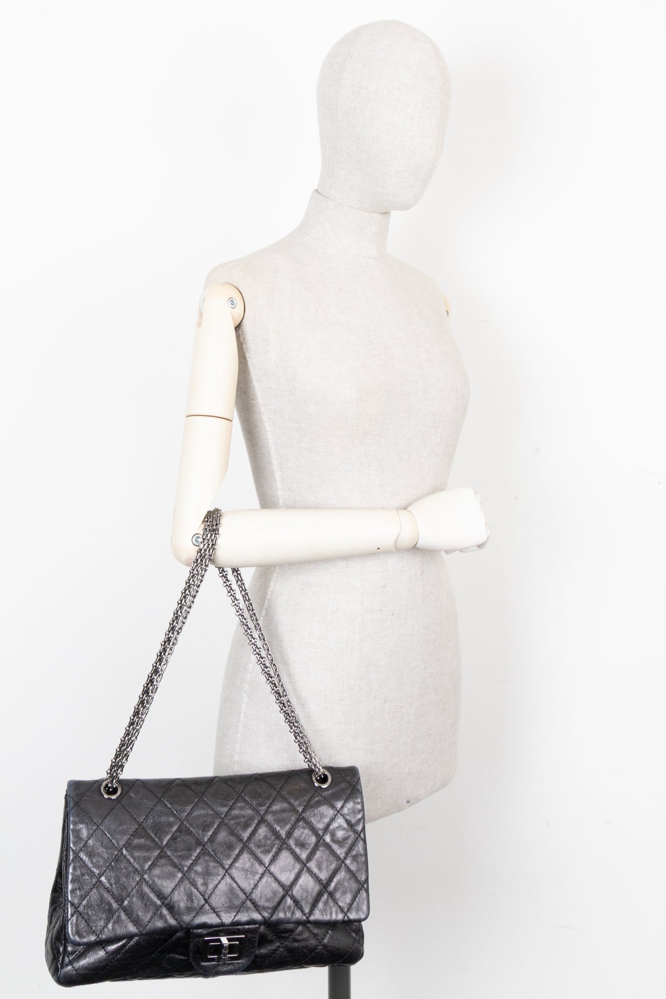 CHANEL 2.55 Large Metallic Black