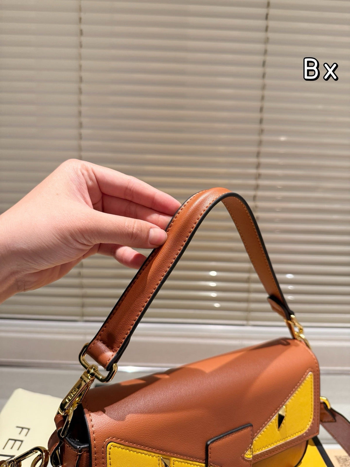 FF295 Baguette / 10.6x5.9x2.3inch