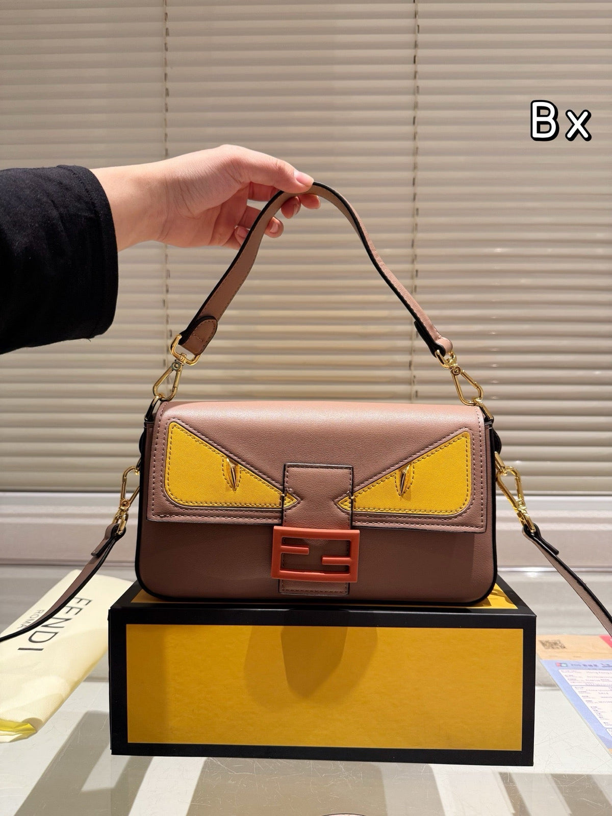 FF295 Baguette / 10.6x5.9x2.3inch