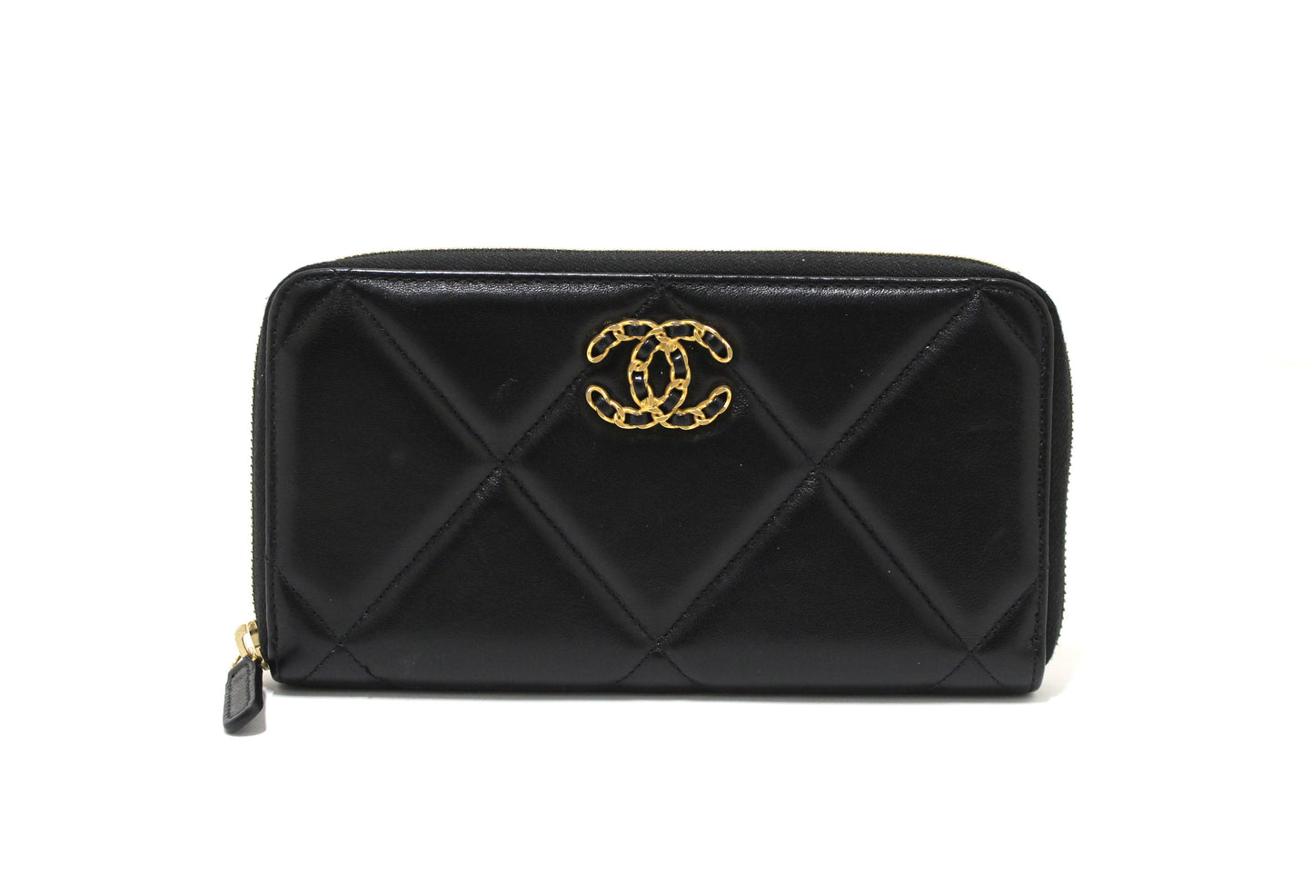 Chanel 19 Black Quilted Lambskin Leather Long Zip Around Wallet | Italystation.com