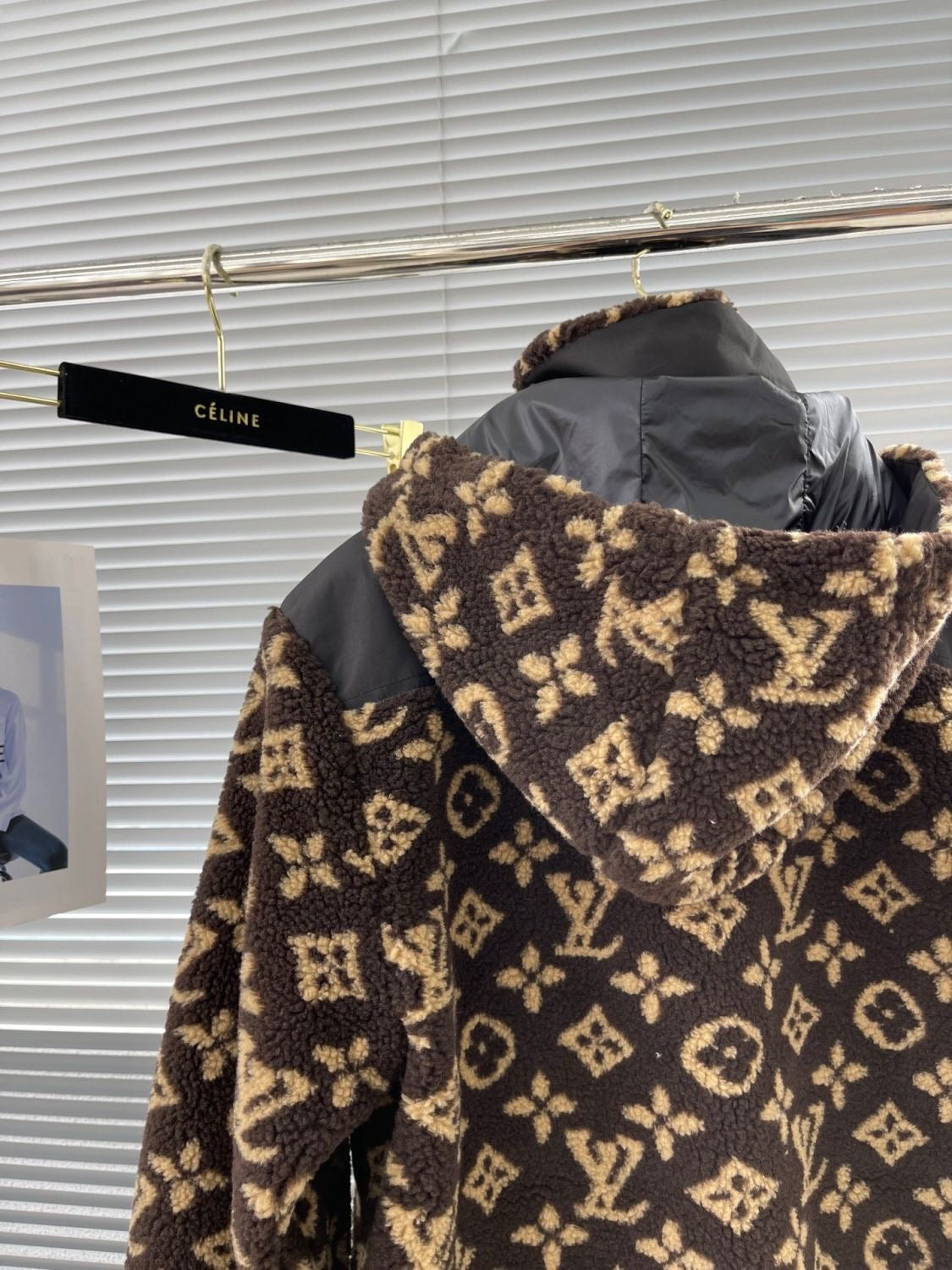 CLTH359 Wool Coat