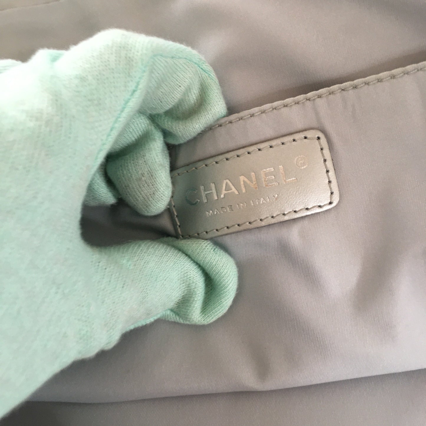 CHANEL Shoulder Bag in Metallic Fabric