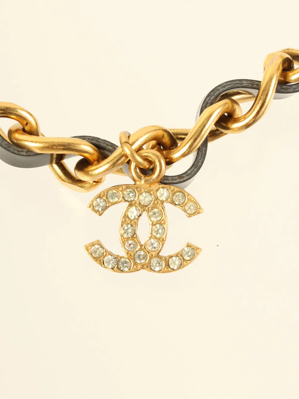 CHANEL Patent Rhinestone Cc Mark Chain Choker Gold/Black