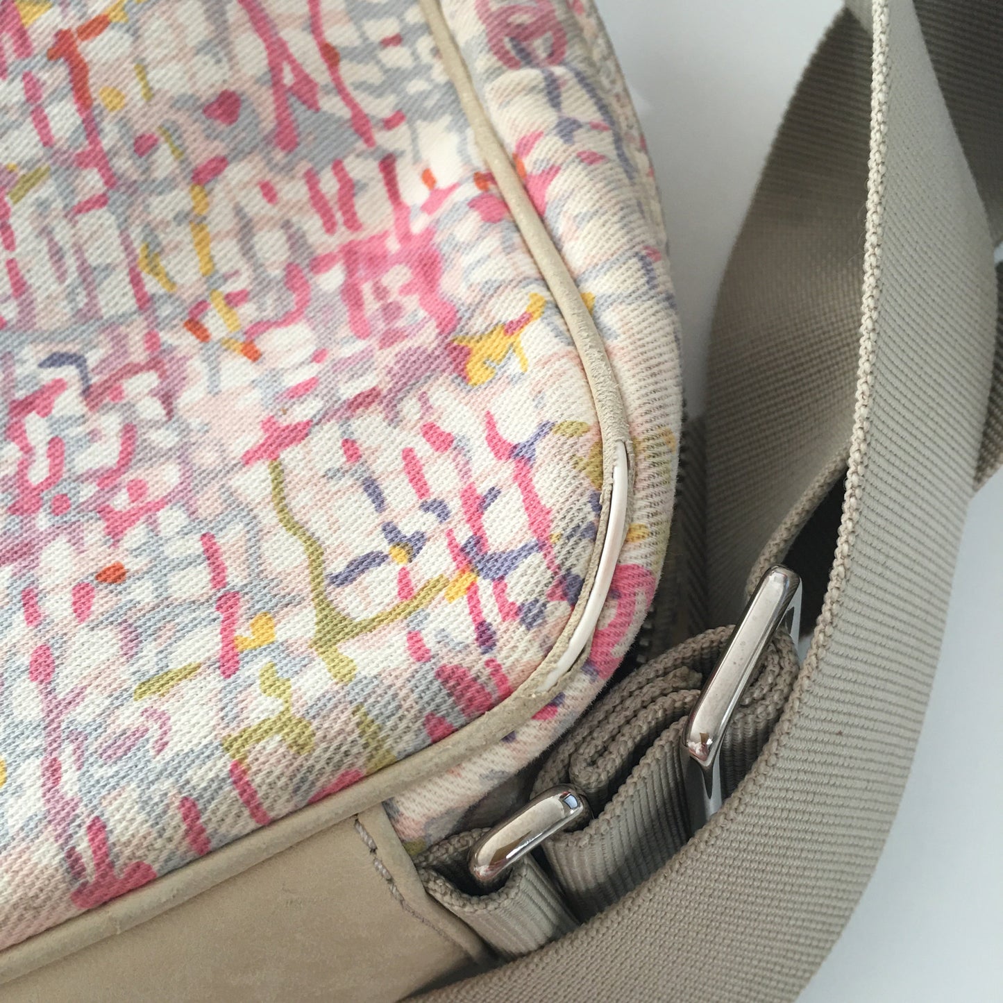Top Quality Chanel Crossbody Bag in Multicolor Fabric