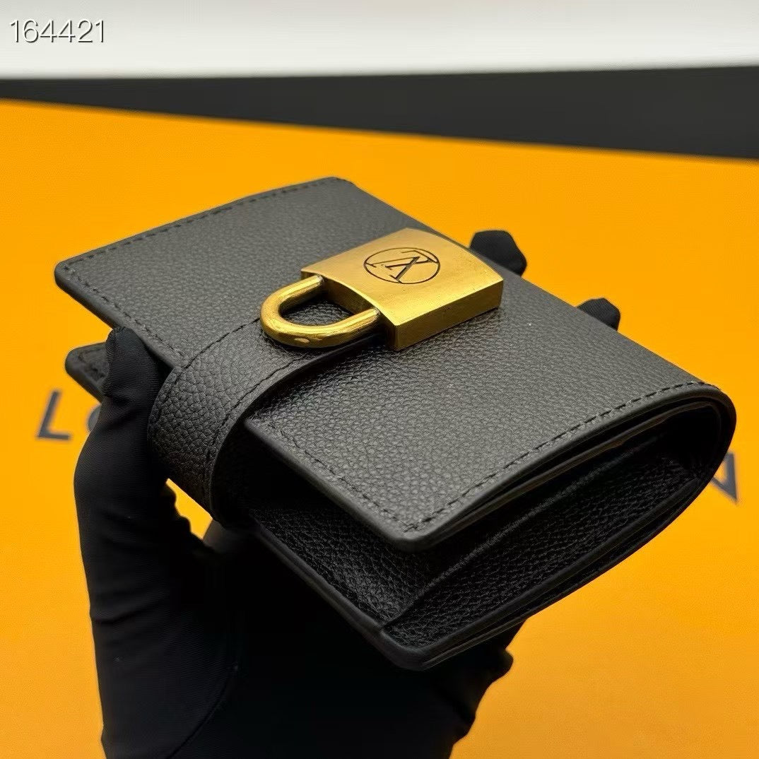 LB1228 Low Key Compact Wallet / 4.3 x 3.3 x 0.8 inches
