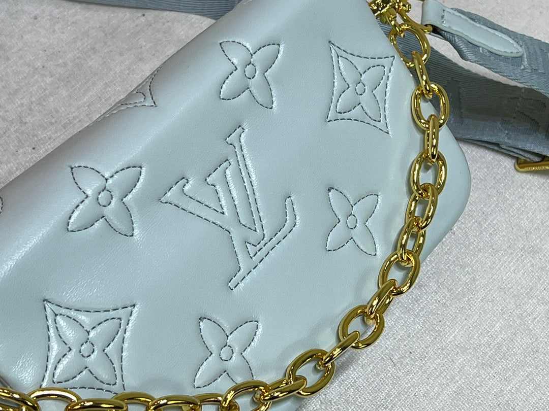 LB765 Wallet on Strap Bubblegram / 7.9 x 4.7 x 2.4 inches