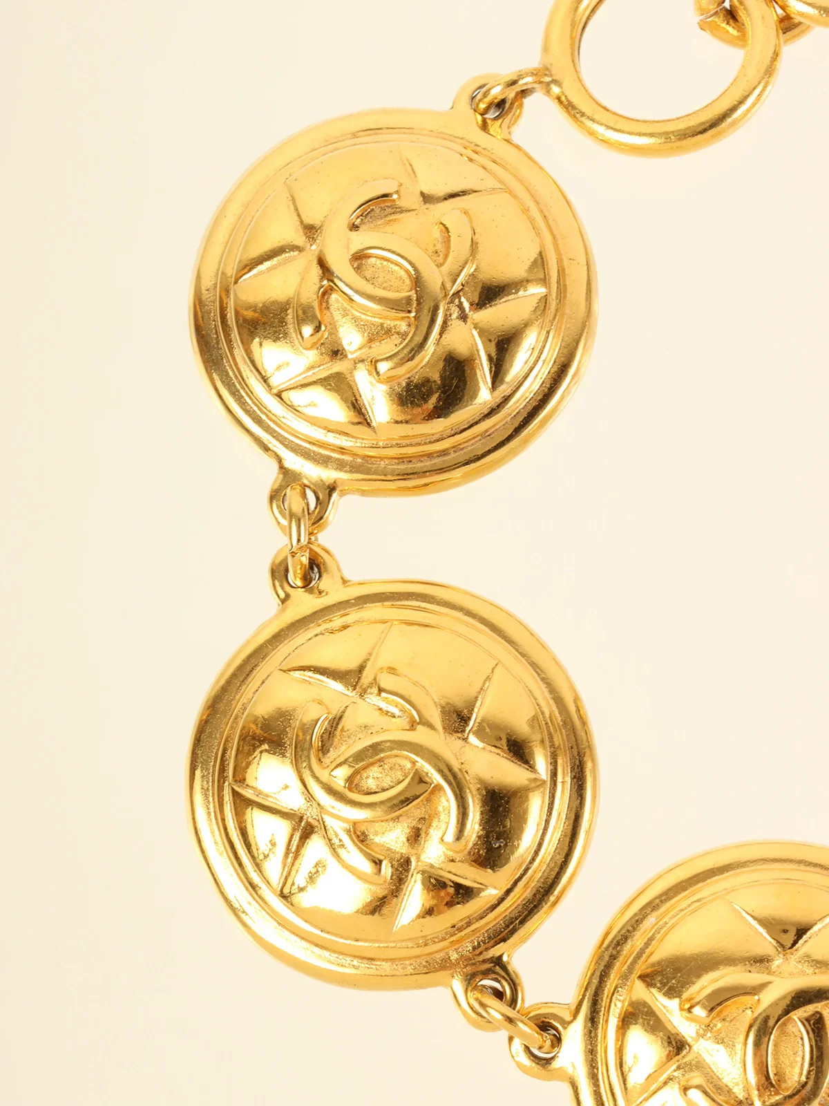 CHANEL Round 5 Matelasse Stitch Cc Mark Plate Bracelet Gold