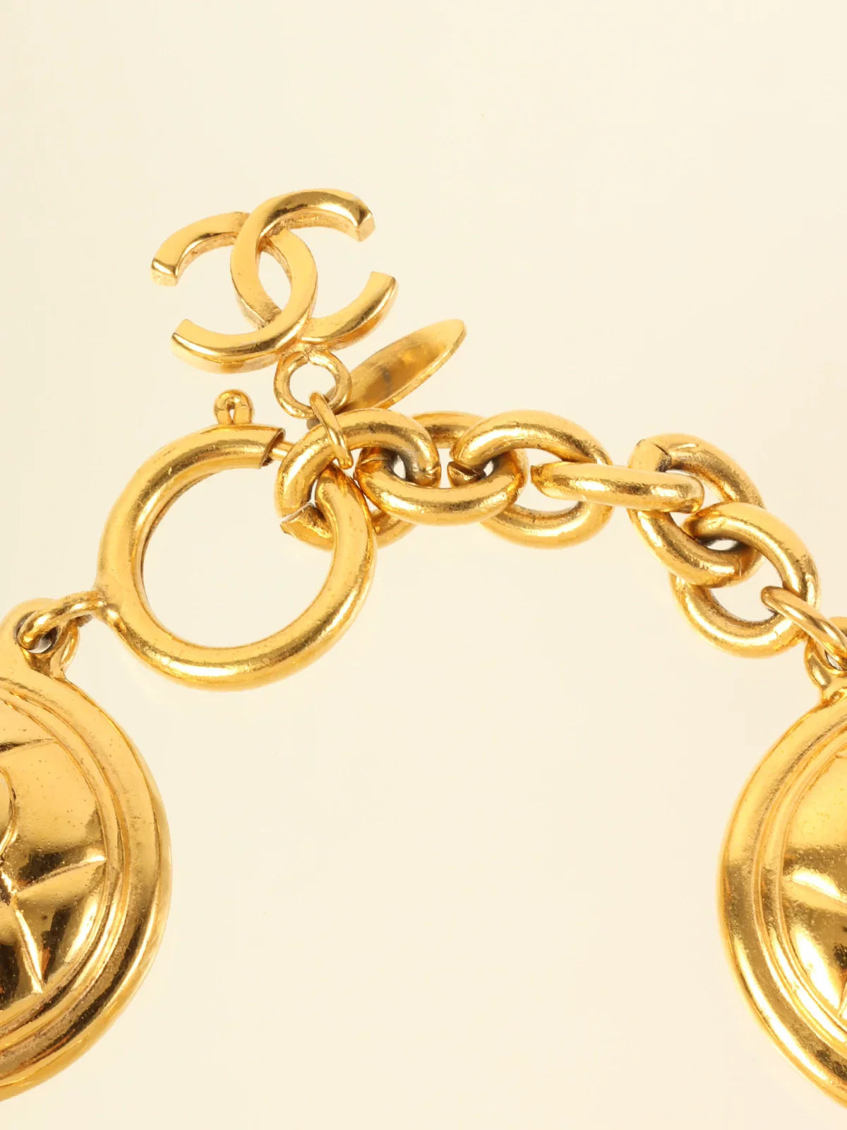 CHANEL Round 5 Matelasse Stitch Cc Mark Plate Bracelet Gold