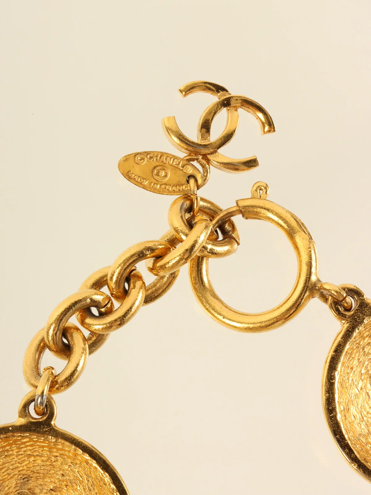 CHANEL Round 5 Matelasse Stitch Cc Mark Plate Bracelet Gold
