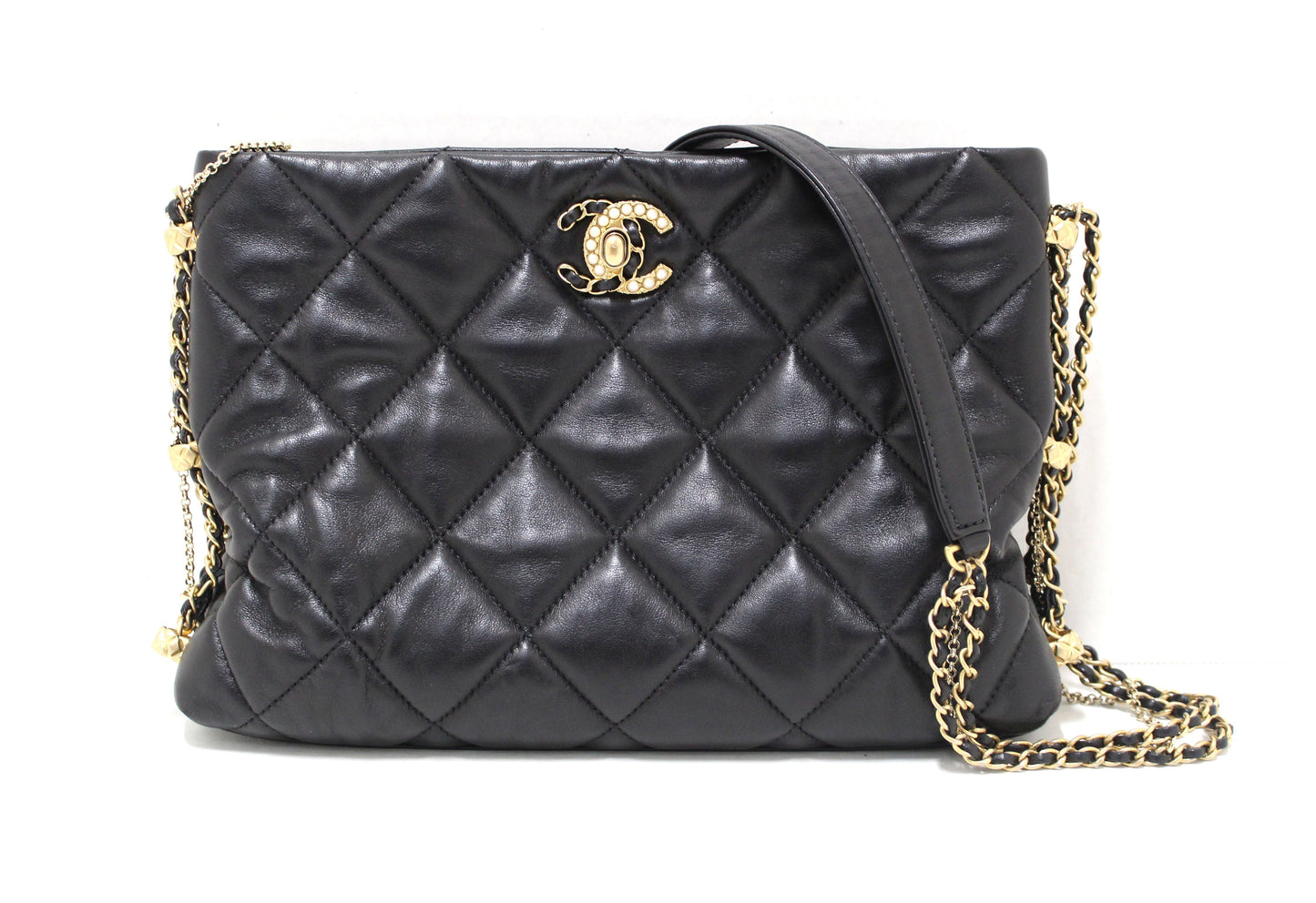 Chanel Black Lambskin Quilted Crush on Chains Hobo Bag