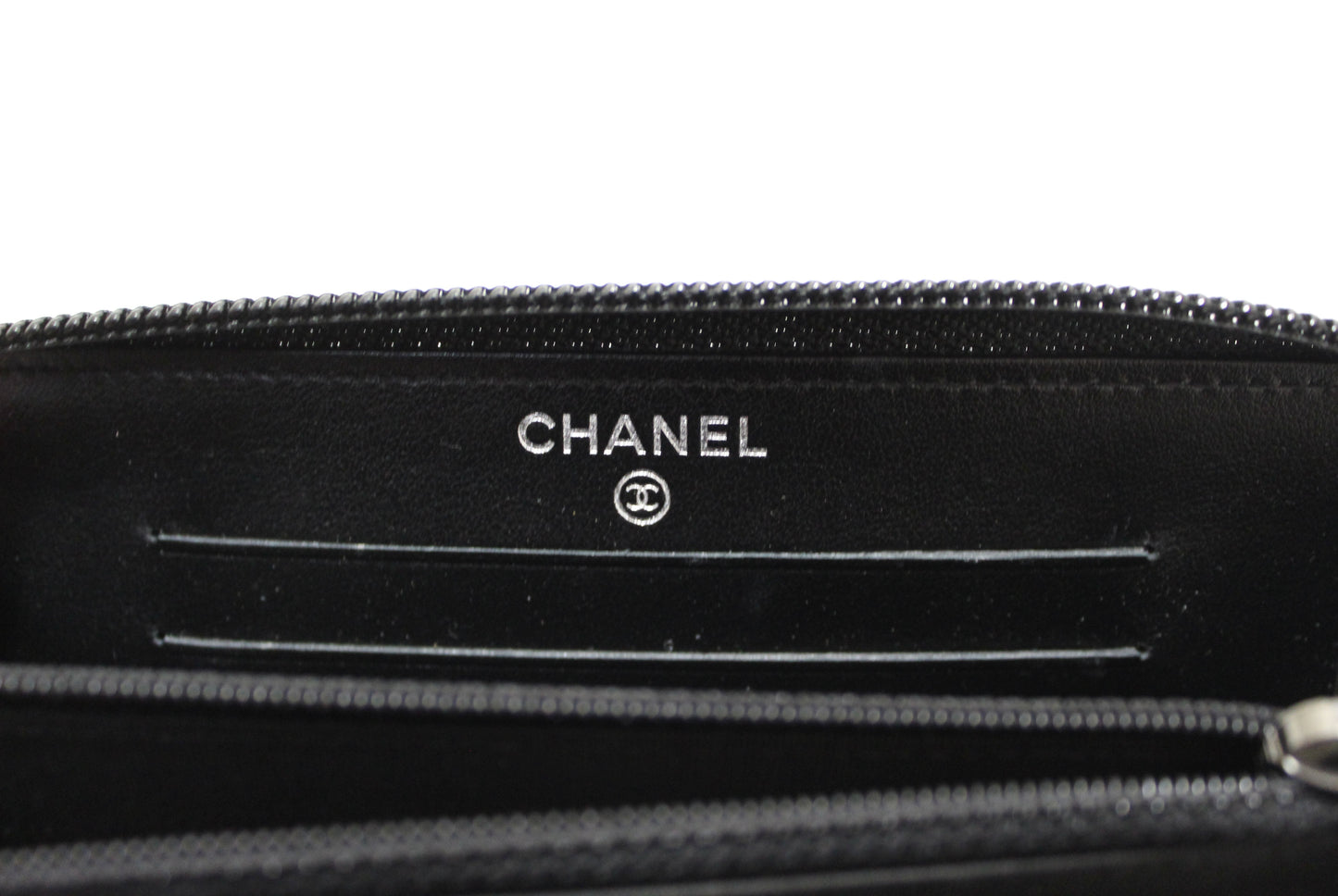 NEW Chanel Black Quilted Caviar Leather Boy Small Zip Around Wallet