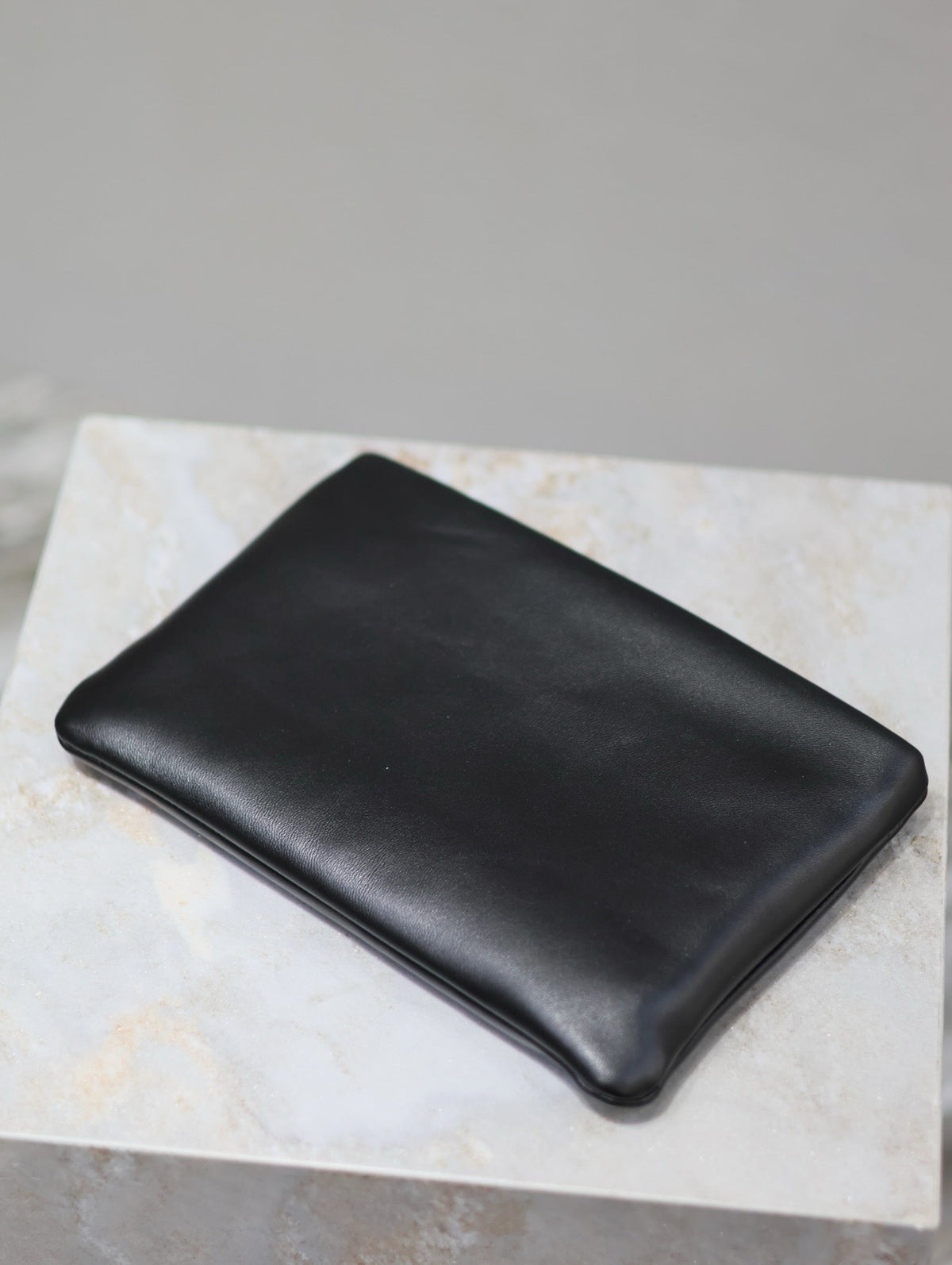 YSK382 YSL Pouch / 9x6.3x1.2inch