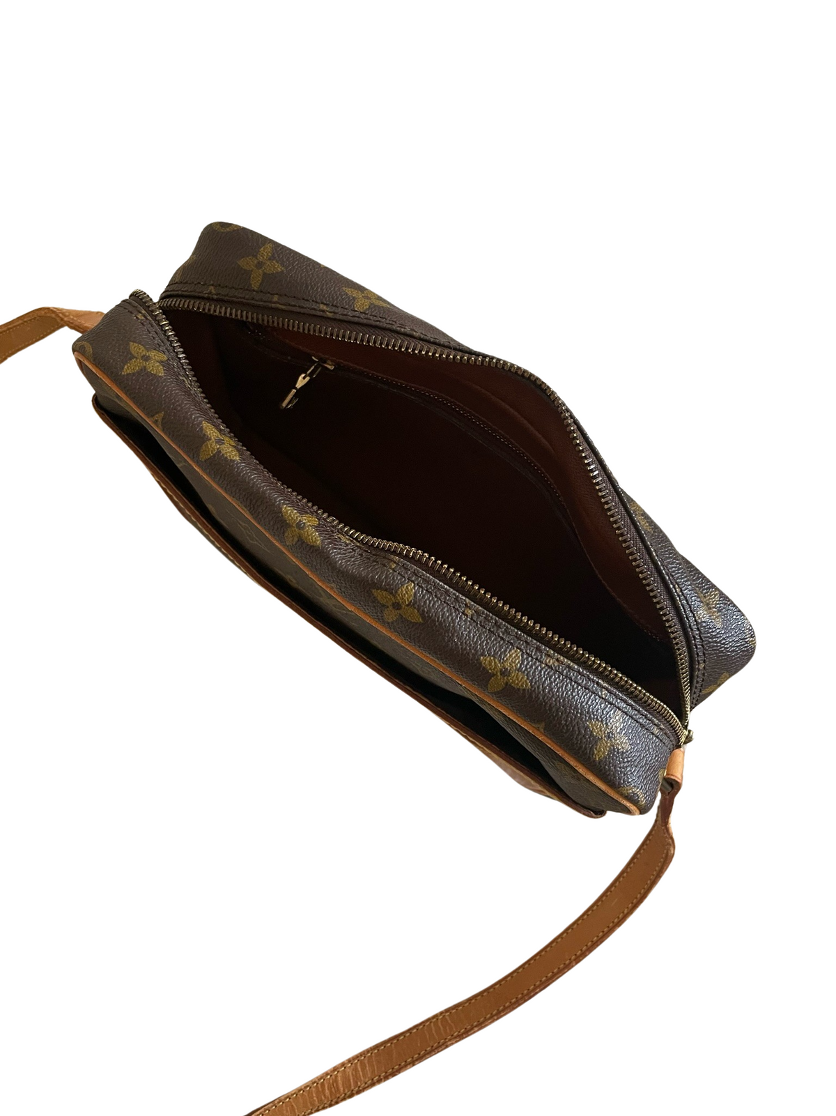 Louis Vuitton Trocadero 27 Monogram