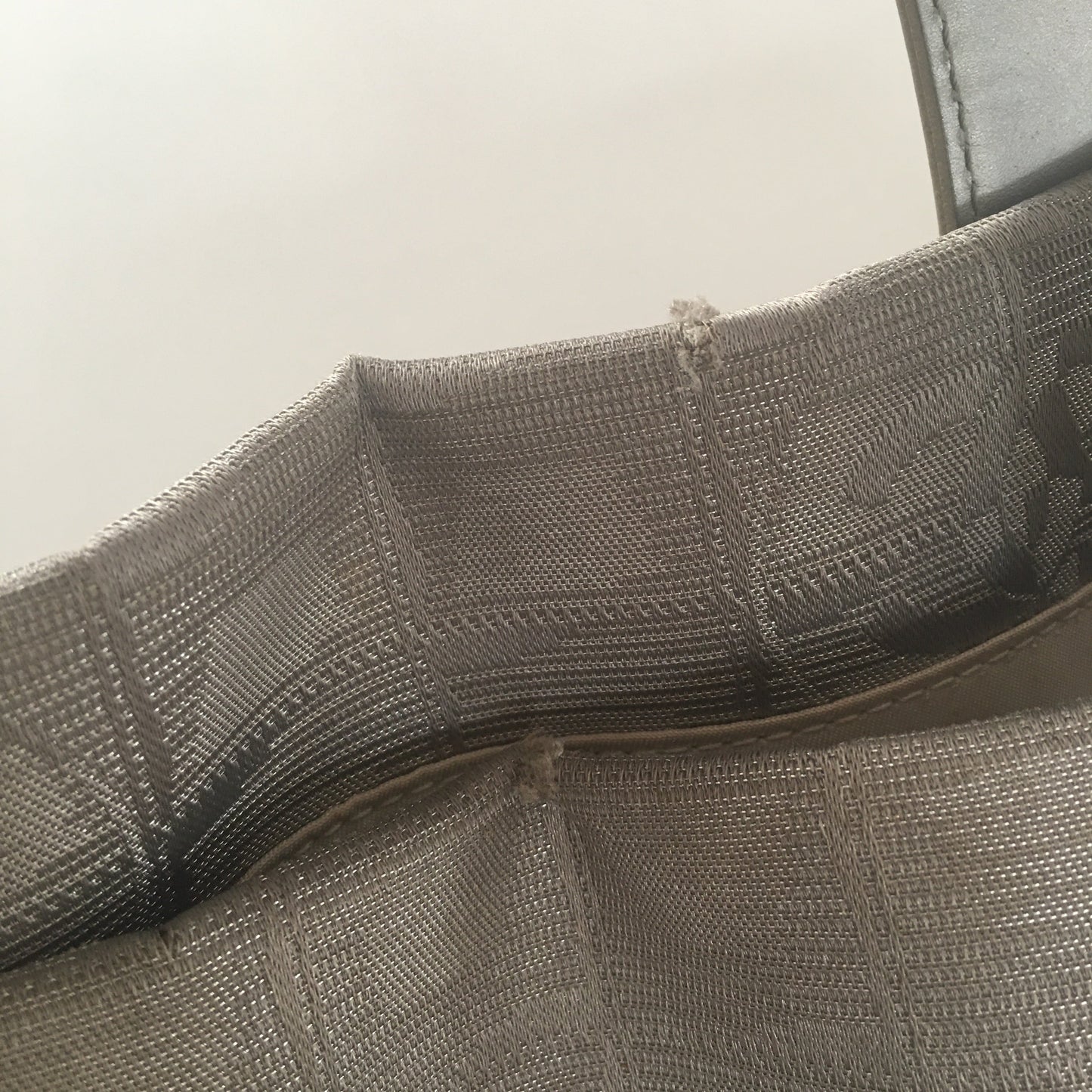 CHANEL Shoulder Bag in Silver Fabric