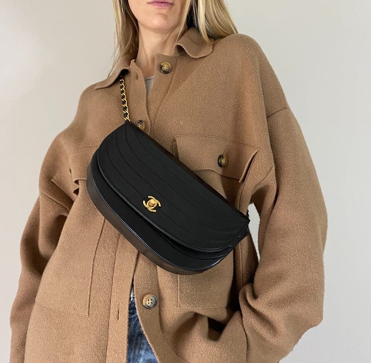 Chanel Vintage Crossbody Flap Bag