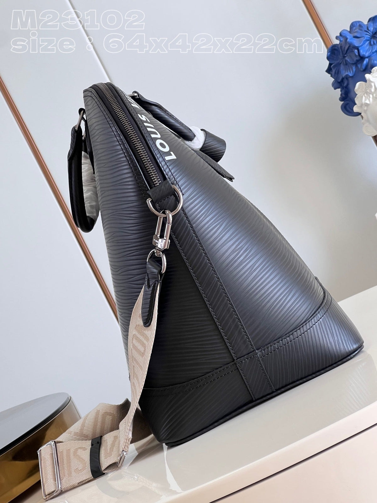 LB881 Alma Travel GM / HIGHEST QUALITY VERSION / 25.2 x 16.5 x 8.7 inches