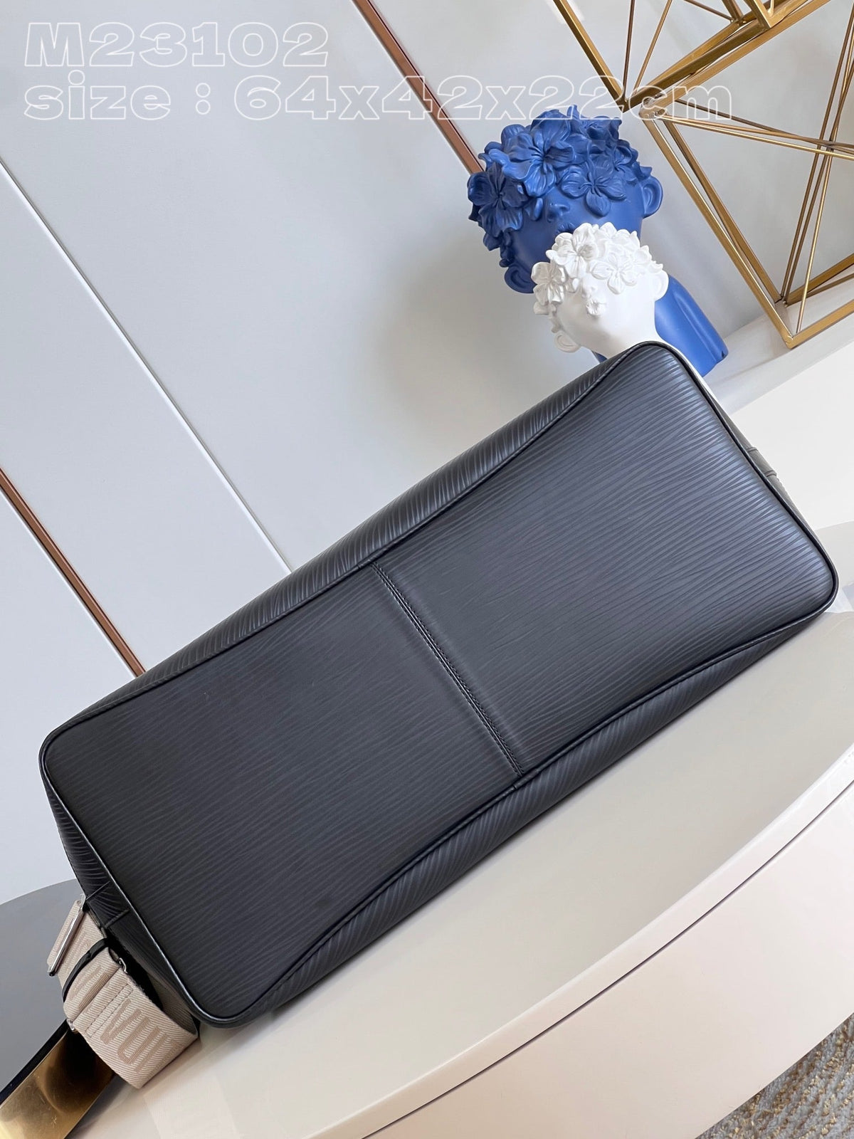 LB881 Alma Travel GM / HIGHEST QUALITY VERSION / 25.2 x 16.5 x 8.7 inches