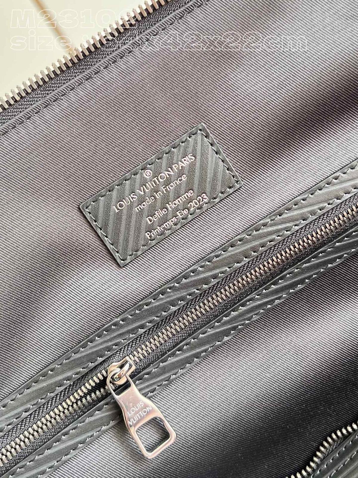 LB881 Alma Travel GM / HIGHEST QUALITY VERSION / 25.2 x 16.5 x 8.7 inches