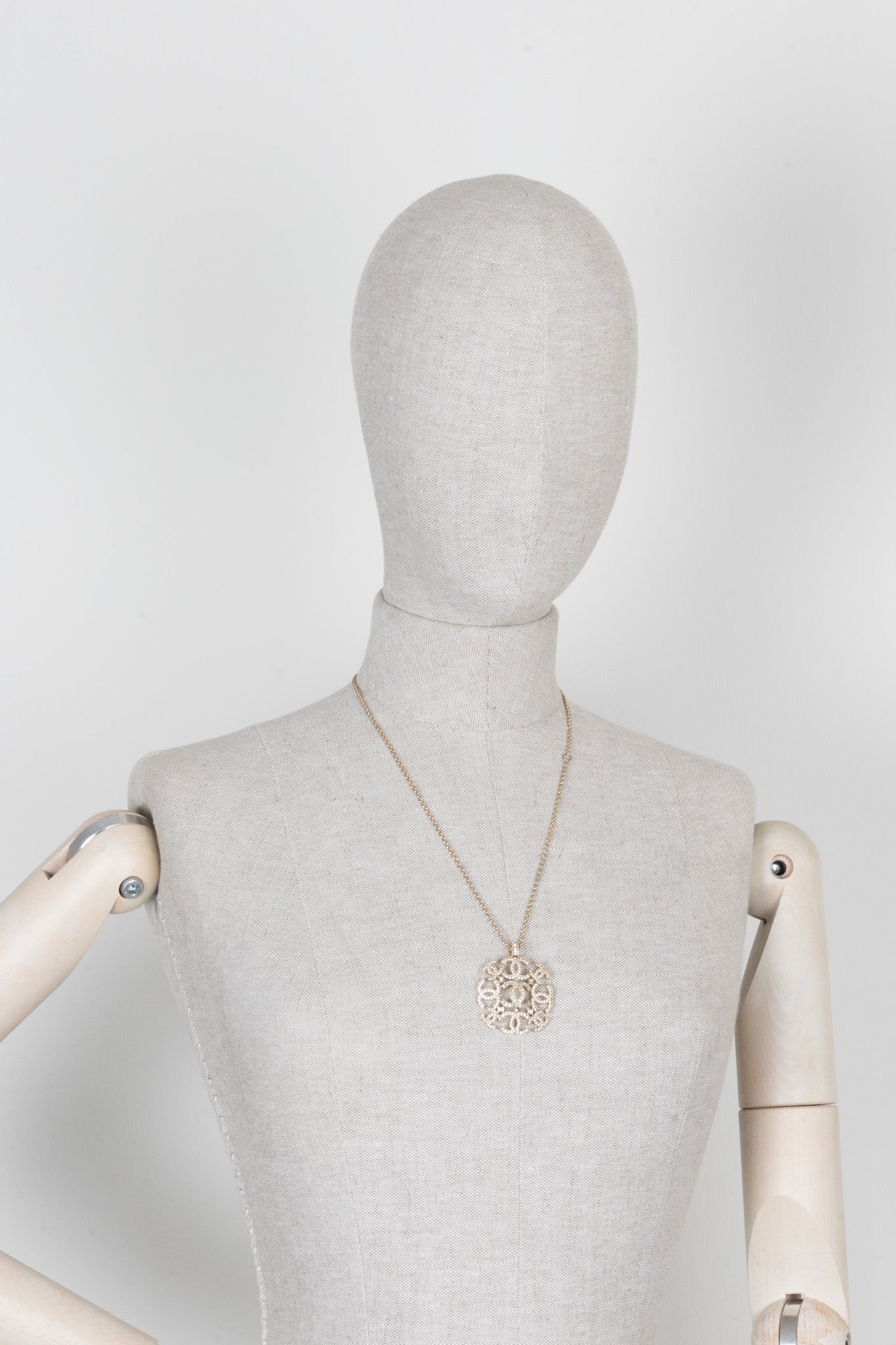 CHANEL 2017 CC Necklace Gold Crystals