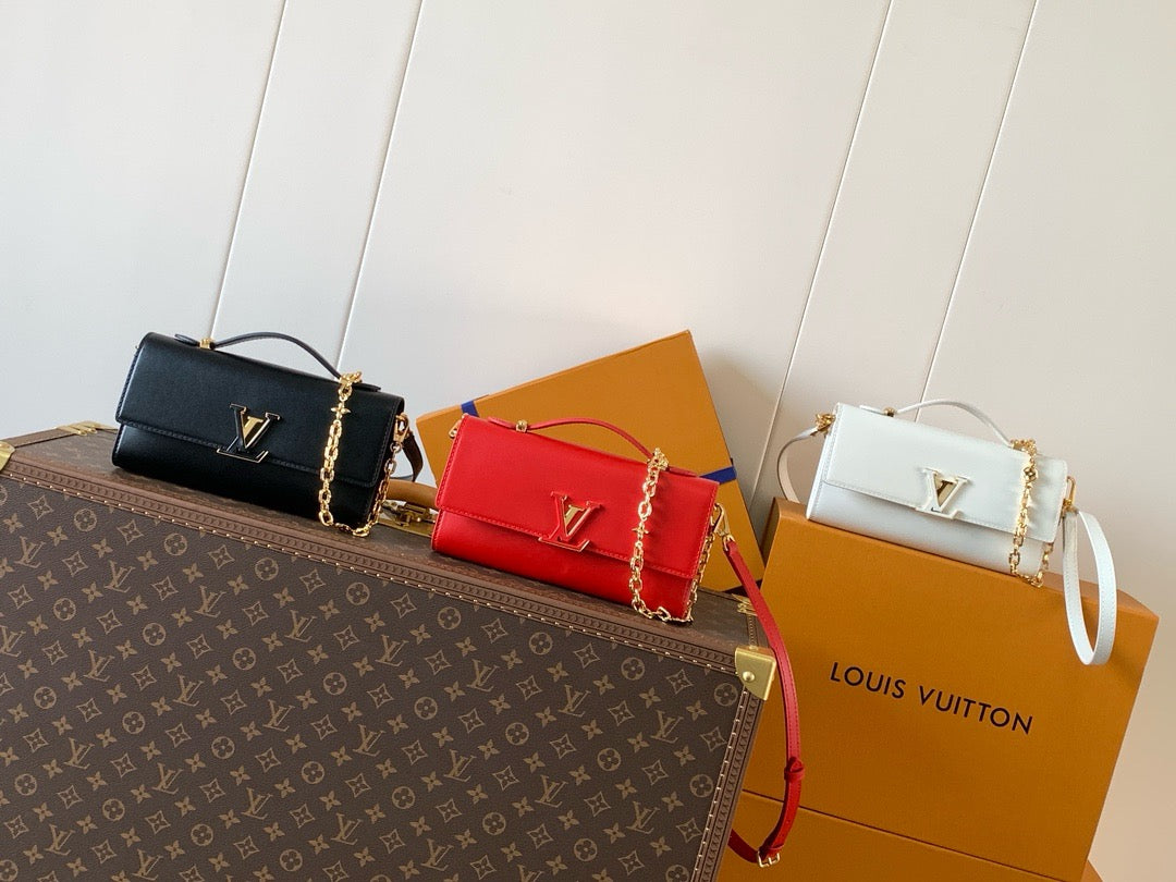 LB1157 Wallet On Chain Capucines / HIGHEST QUALITY VERSION / 9.1 x 4.7 x 1.6 inches