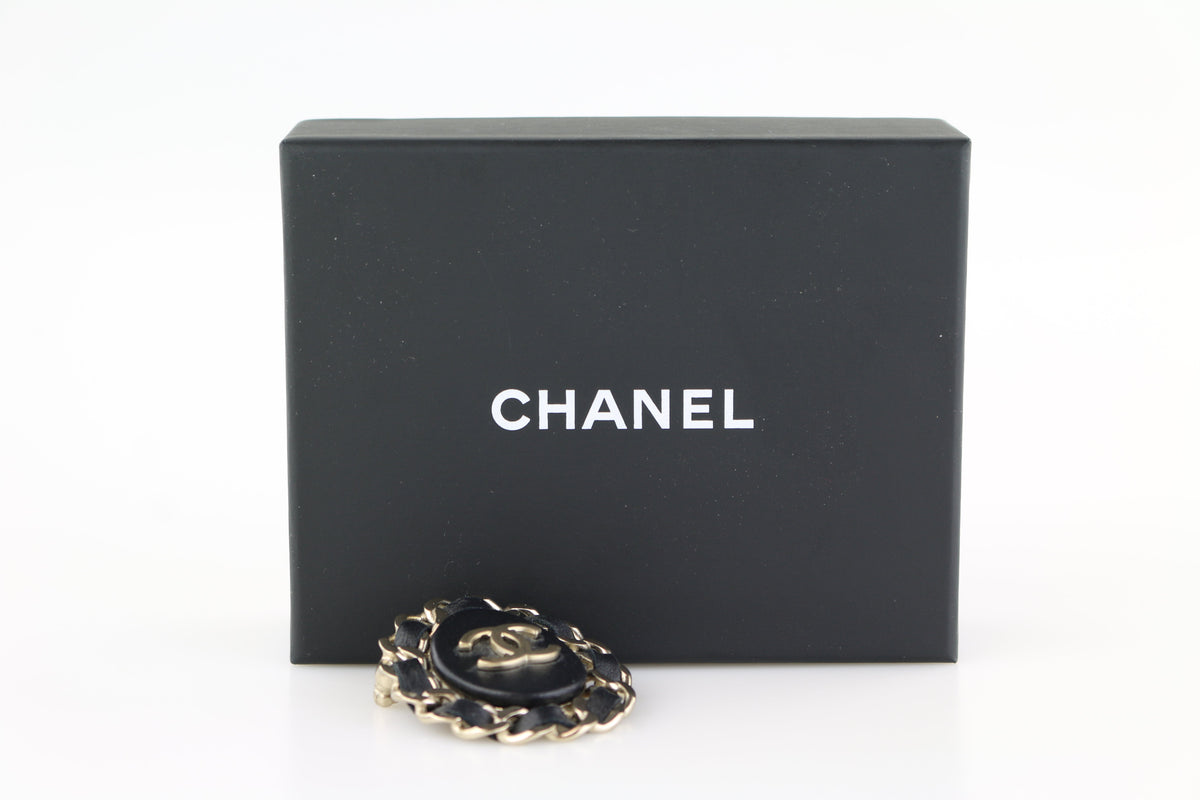 Brushed Gold/Leather Brooch
