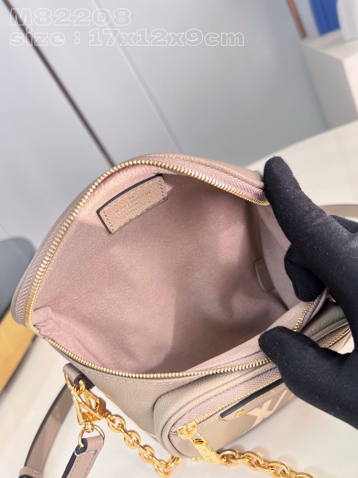 LB919 Mini Bumbag / 6.7 x 4.7 x 3.7 inches / HIGHEST QUALITY VERSION