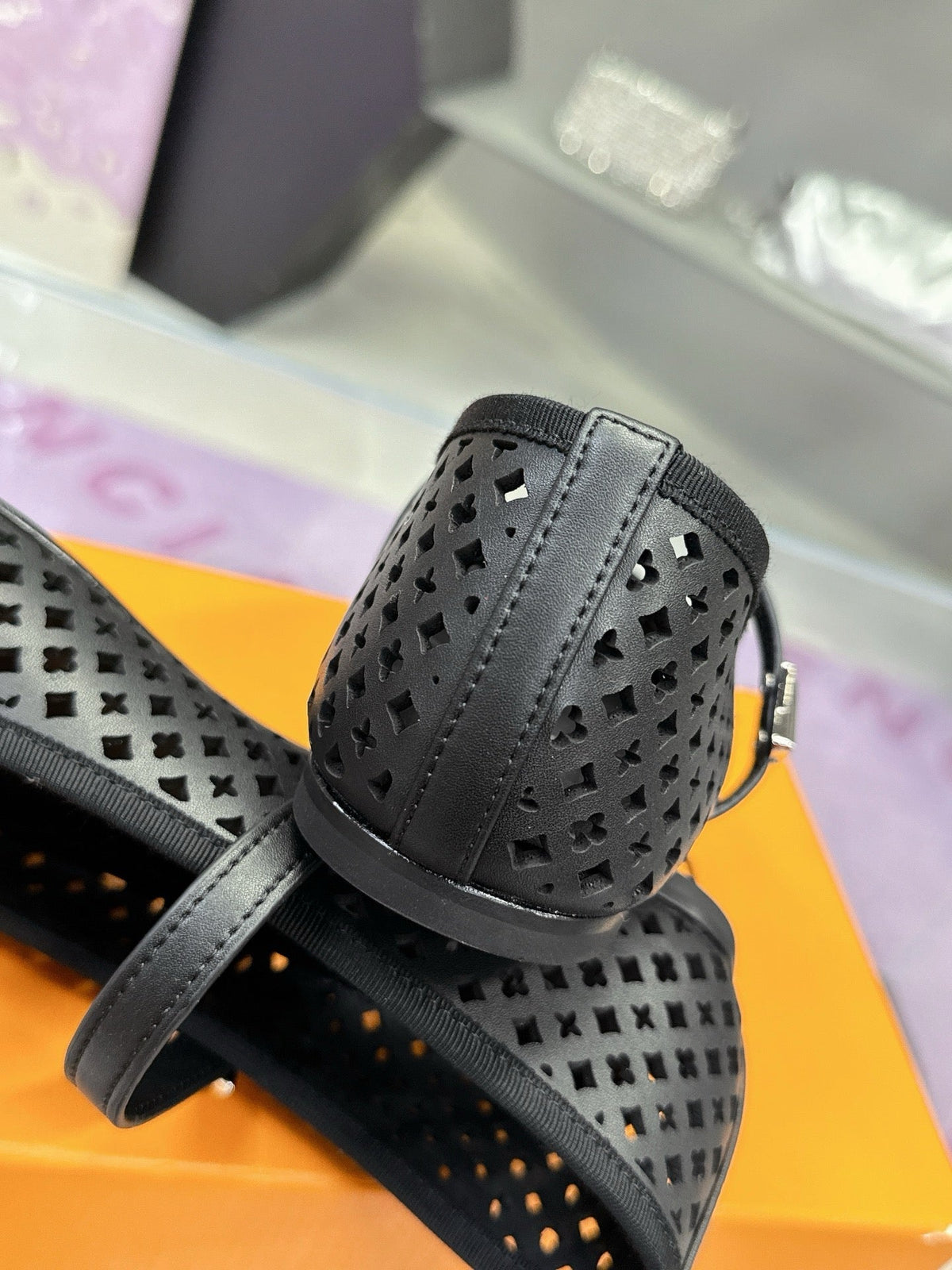SE1615 LV Romy Flat Ballerina / Size5-11