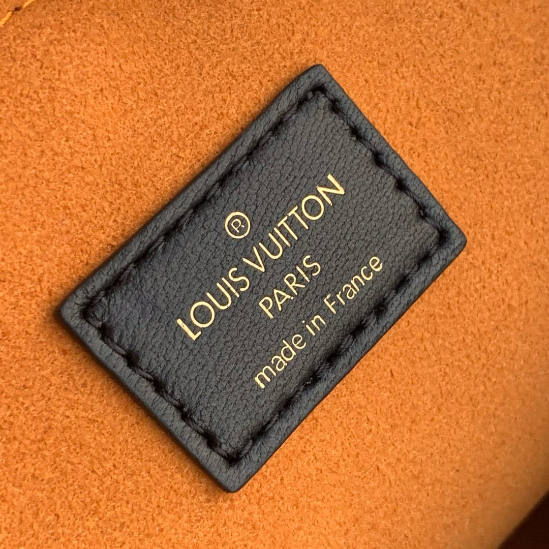 LB1150 Coussin Highest Quality Version   PM/MM