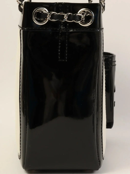 CHANEL Around 2005 Made Unborn Calf Patent Conbination Cc Mark Stitch Chain Tote Bag White/Black