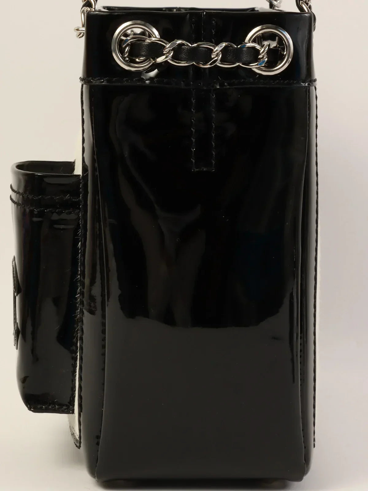 CHANEL Around 2005 Made Unborn Calf Patent Conbination Cc Mark Stitch Chain Tote Bag White/Black