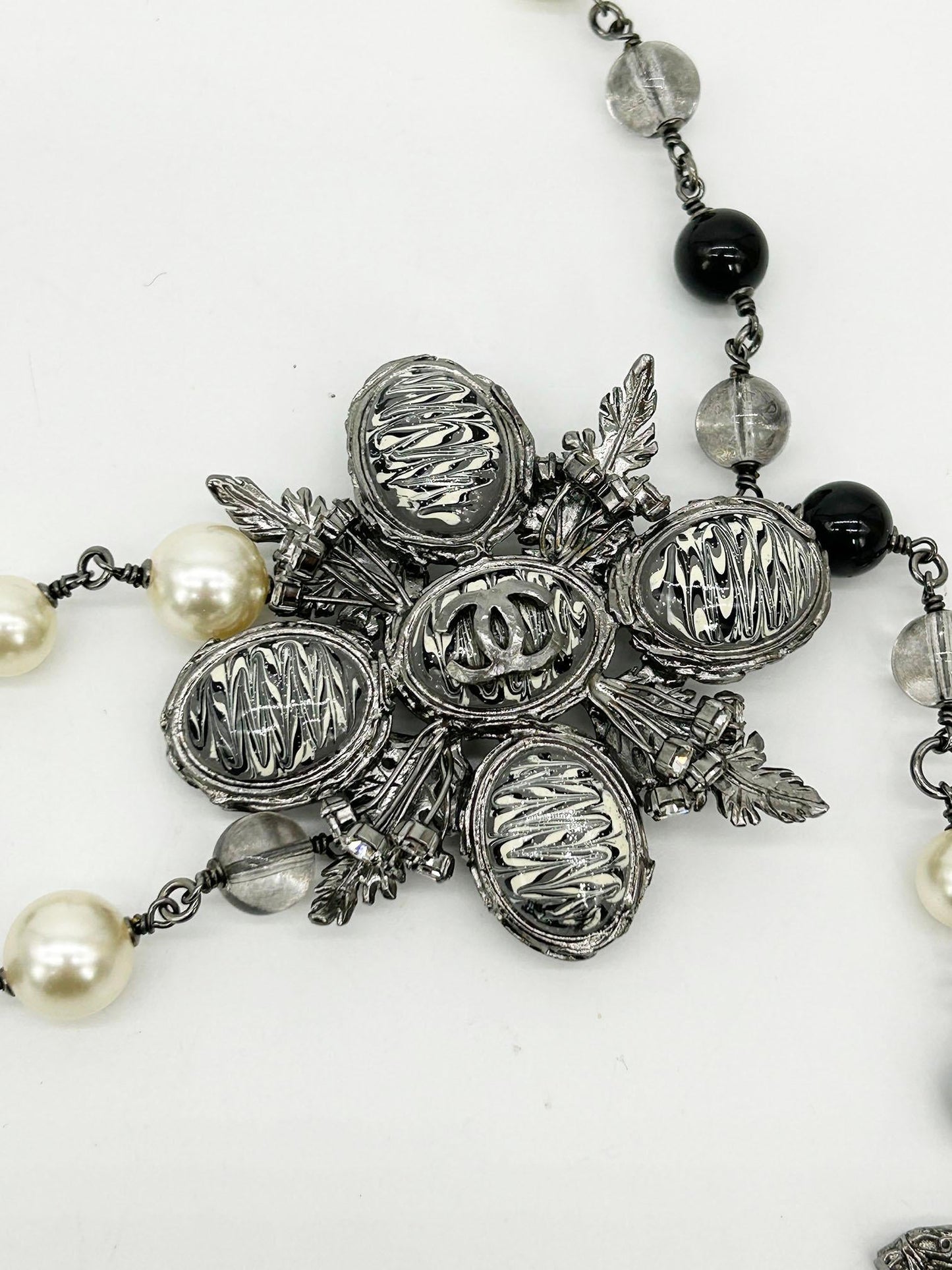 CHANEL Beaded Marble Flower Belt Necklace