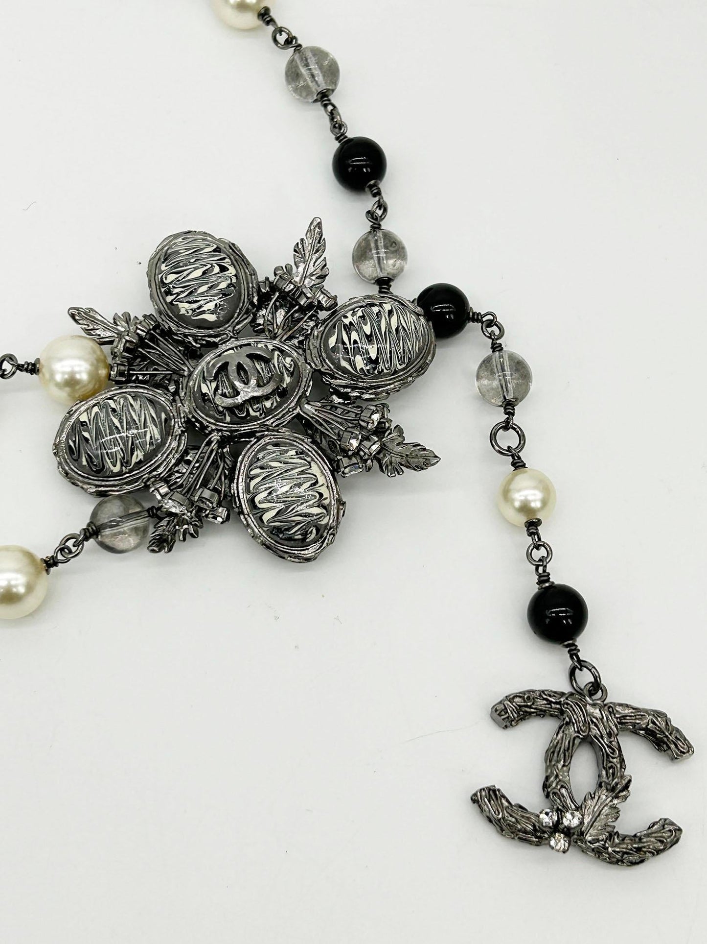 CHANEL Beaded Marble Flower Belt Necklace