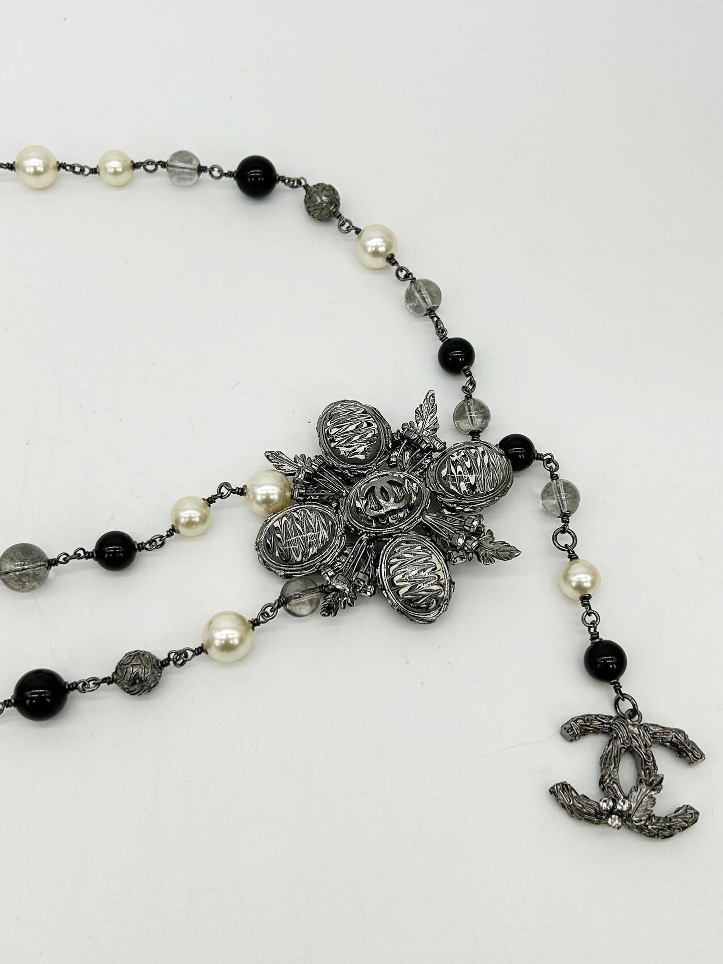 CHANEL Beaded Marble Flower Belt Necklace